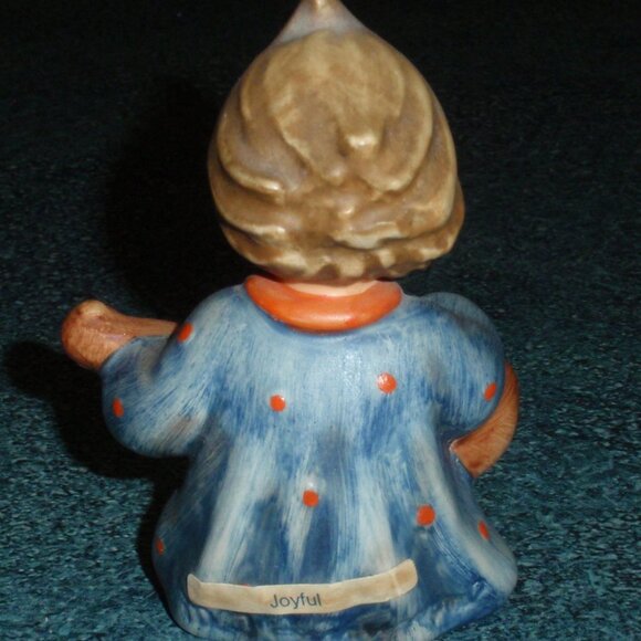"Joyful" Goebel Hummel Figurine #53 TMK6 Girl Playing Guitar - CHRISTMAS GIFT! - Picture 6 of 9